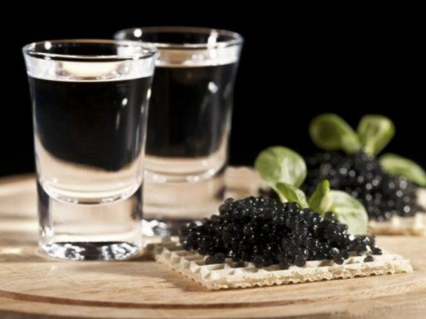 ShBA ndalon importimin e vodkës dhe kaviarit nga Rusia