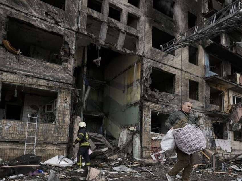 OBSH: Sulmet ndaj spitaleve po bëhen pjesë e taktikave të luftës