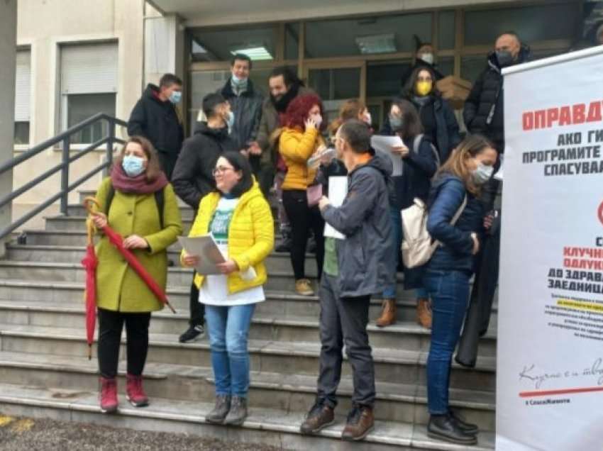 Shoqatat në Maqedoni alarmojnë për shkurtim të buxhetit për parandalimin e HIV-it