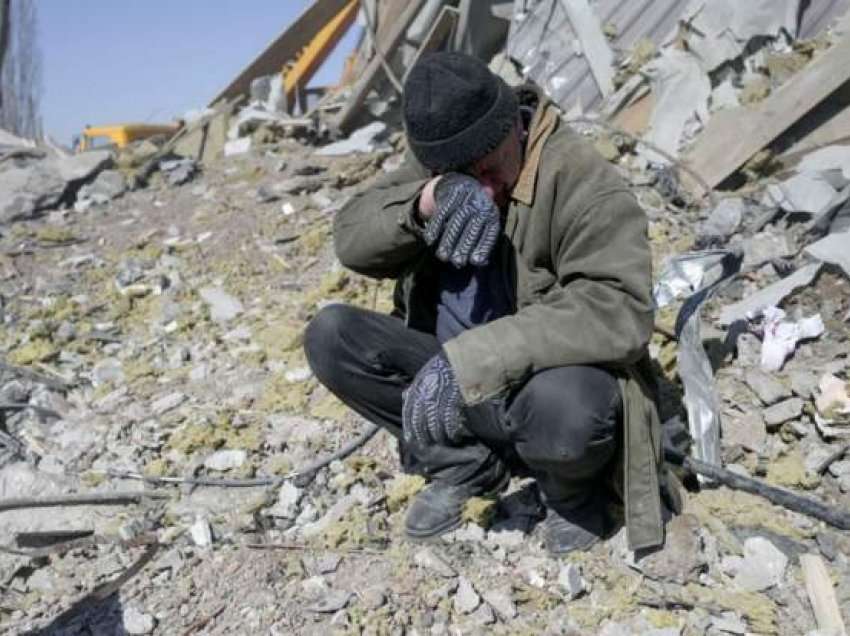 Ishte cak i sulmeve raketore, qyteti Mykolaiv po qëndron mbi rrënoja