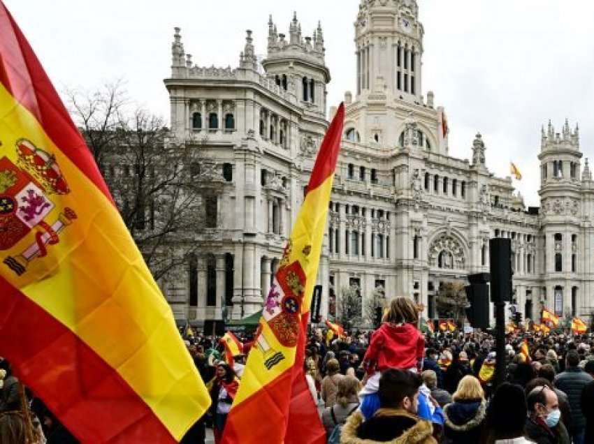 Protesta masive në Spanjë kundër rritjes së çmimeve