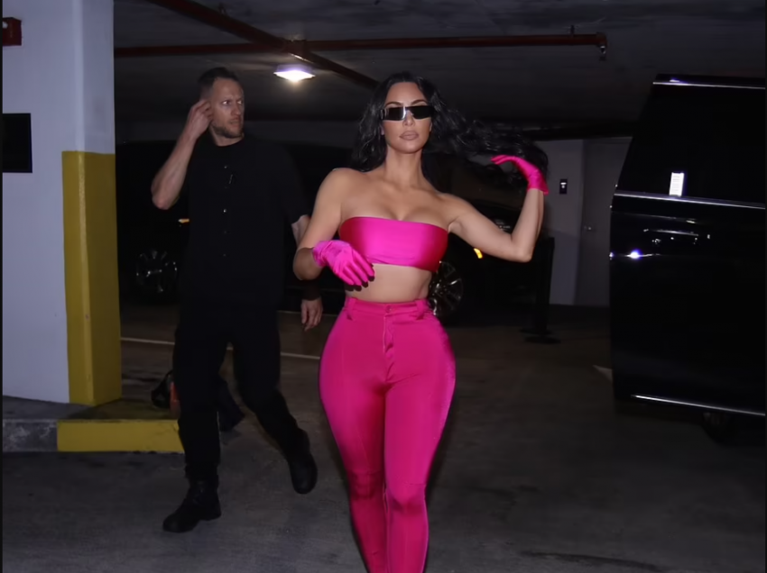 Kim Kardashian e mahnitshme  në Miami