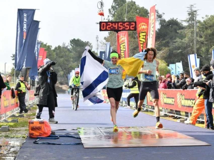 Atletja triumfon në maratonë, kurse bashkëshorti i saj është ende në front