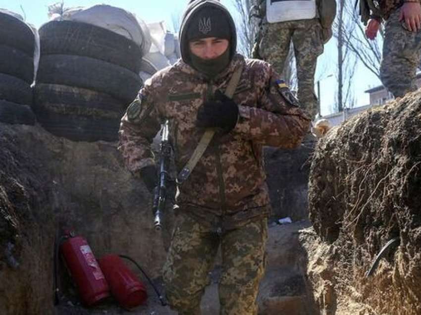 Poshtërohet Putin/ Forcat ushtarake ruse dështojnë të pushtojnë fshatin sfidues të Ukrainës për herë të dhjetë