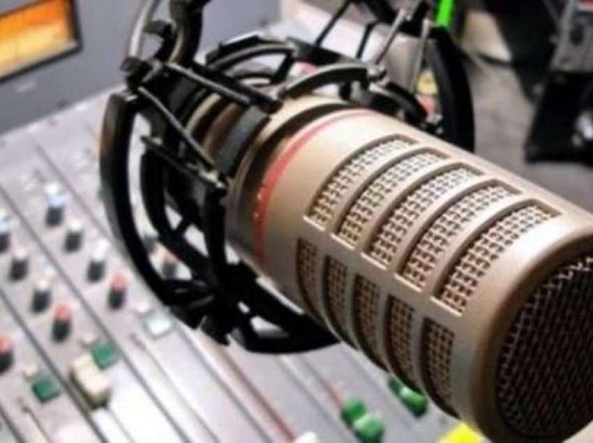 Stacionet ukrainase të radios jashtë transmetimit në Kherson