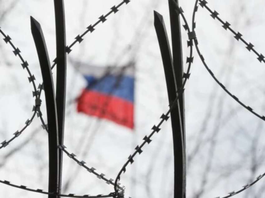 Rusia dëbon tre anëtarë të Ambasadës së Sllovakisë