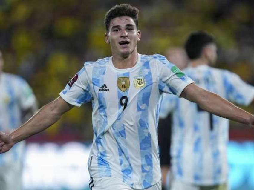 Argjentina “ngec” me Ekuadorin