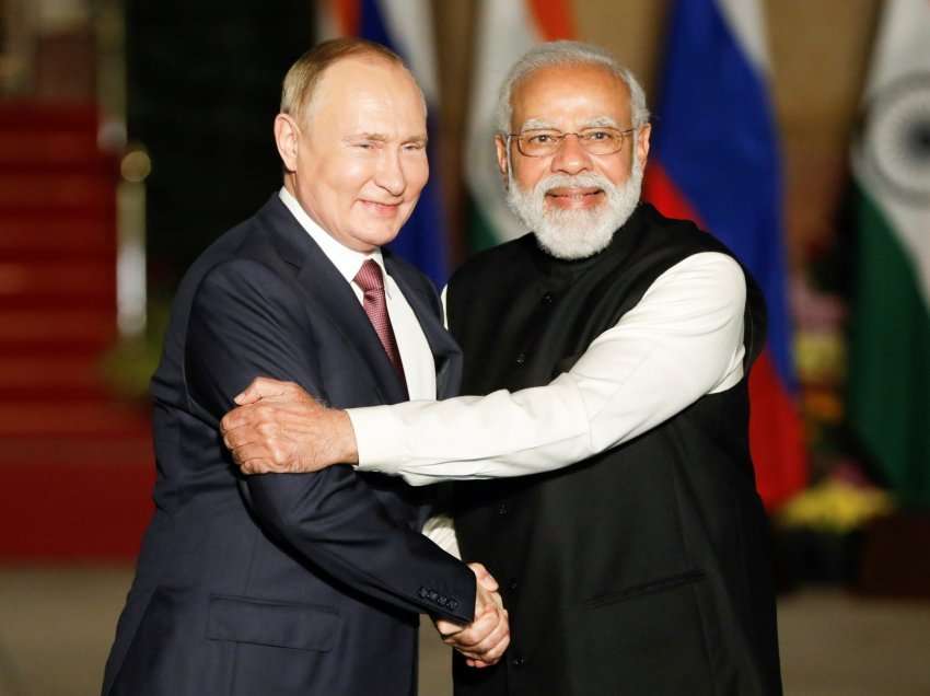 India e prerë në pozicionin e saj: Nuk ndërhyjmë në konfliktin Ukrainë-Rusi