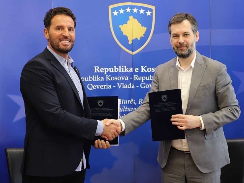 Presidenti Gjinovci nënshkruan memorandumin me ministrin Çeku