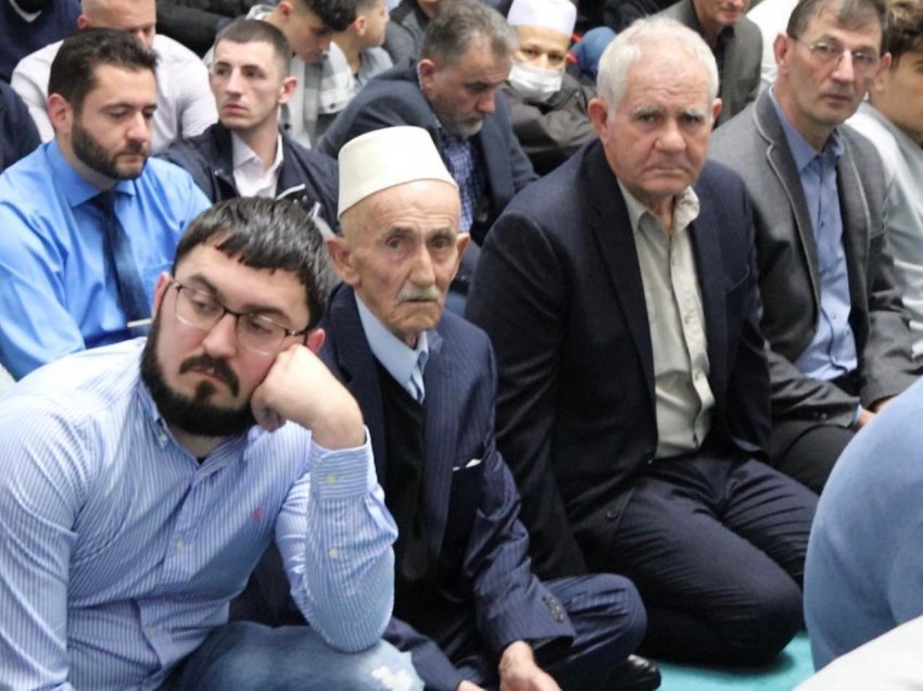 Besimtarët muslimanë shqiptarë në SHBA, festuan Bajramin