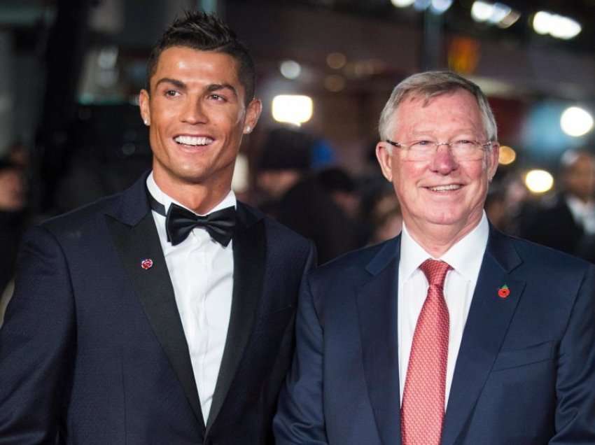 Ronaldo mban bisedime me Sir Alex Ferguson për të ardhme e tij 