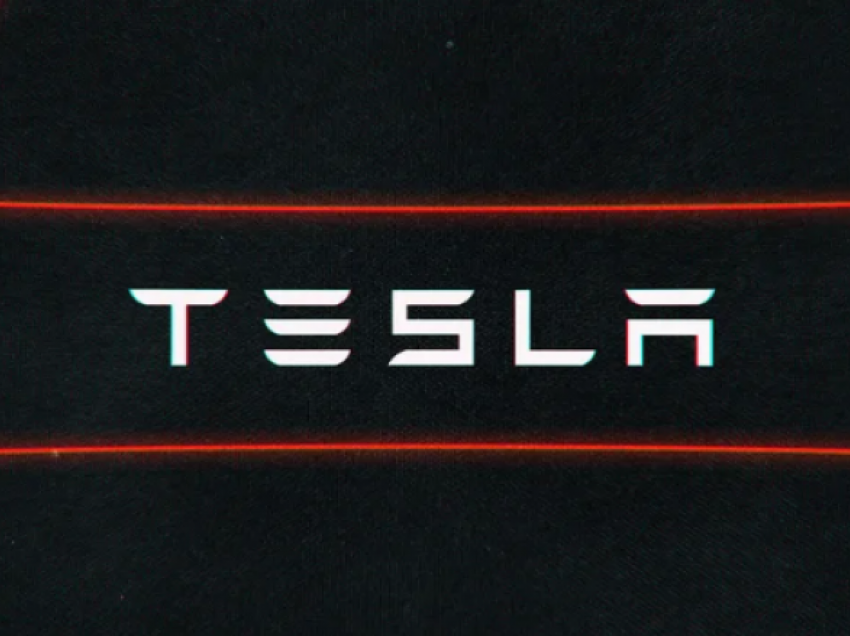 Tesla padit ish-inxhinierin pasi dyshohet se vodhi sekretet e super-kompjuterit të saj