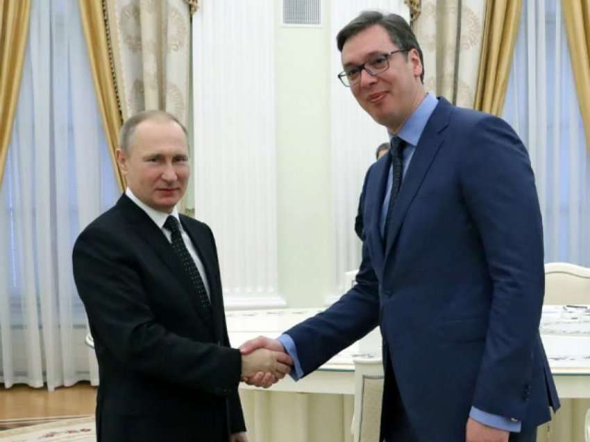 “Nuk do të ishte një akt miqësor”- Rusia shpreson që Serbia s’do t’i vendosë sanksione