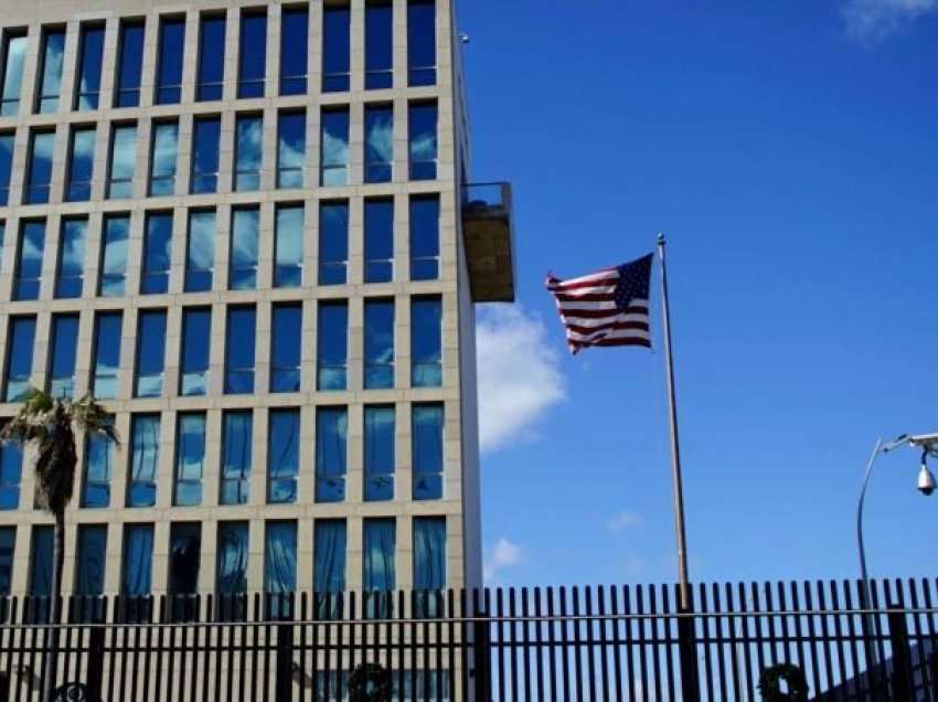 SHBA lehtëson kufizimet në udhëtime për Kubën