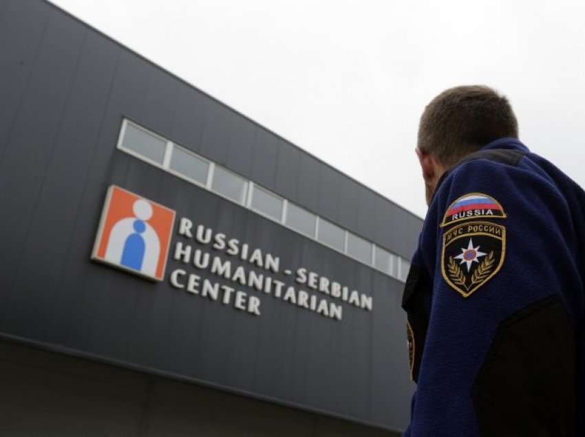 Euro-parlamentarët propozojnë mbylljen e Qendrës humanitare ruso-serbe në Nish