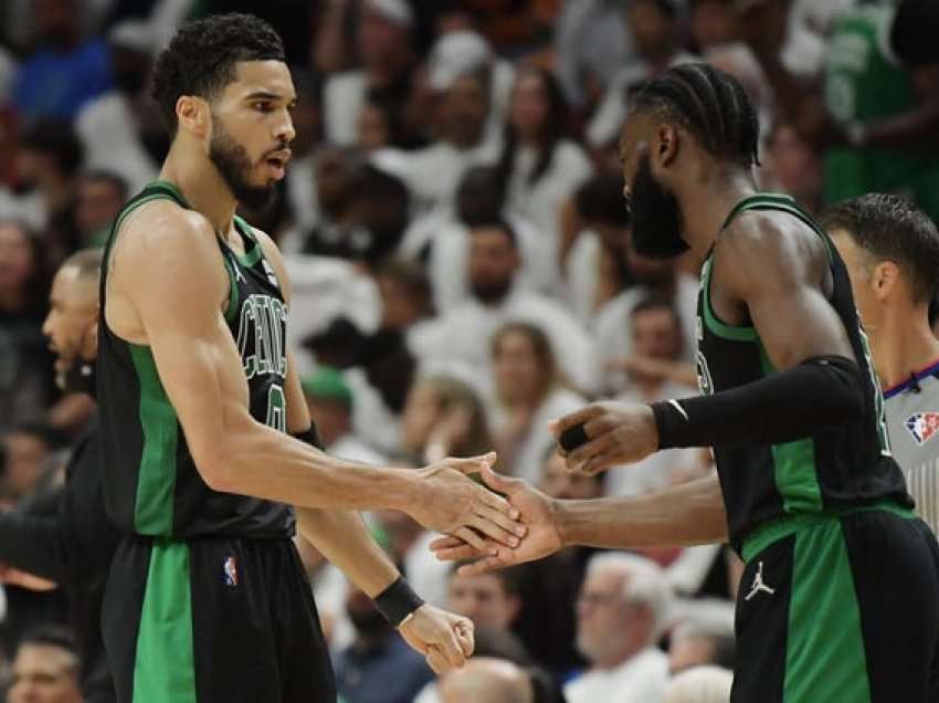 Celtics një hap larg finales në NBA