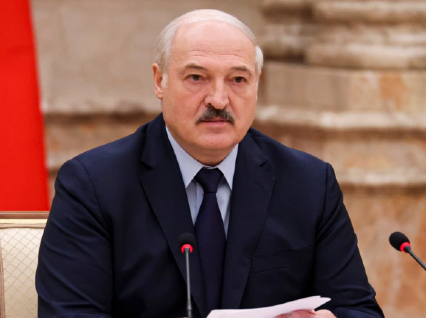 Çfarë po ndodh? Lukashenko urdhëron krijimin e komandës së re ushtarake në kufi me Ukrainën