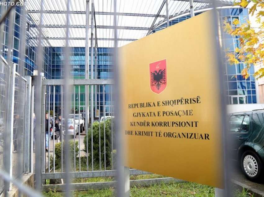 Pedagogu i Akademisë së Sigurisë mori 4000 euro me premtimin ndaj efektivit se do fitonte gradën nënkomisar, SPAK mbyll hetimet