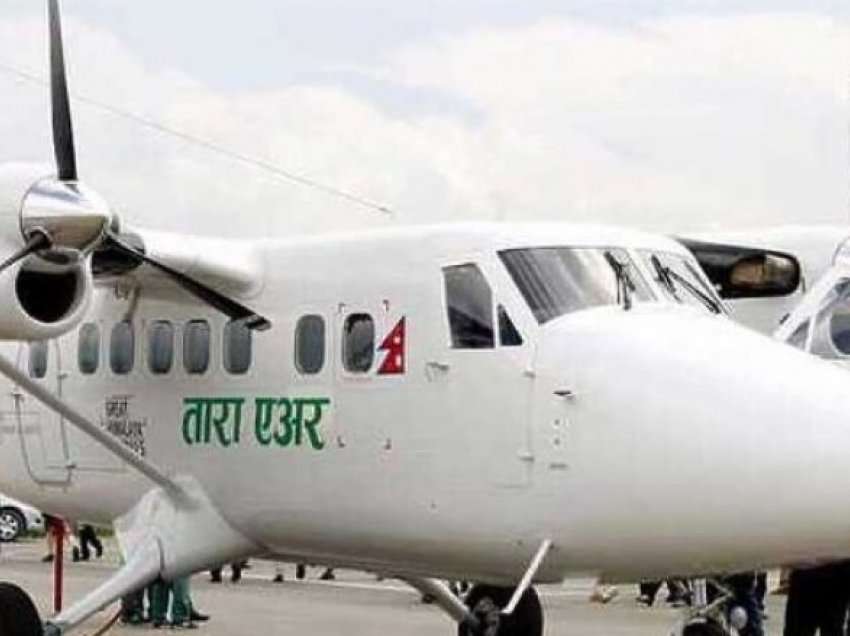 Zhduket aeroplani me 22 pasagjerë dhe anëtarët e ekuipazhit në Nepal