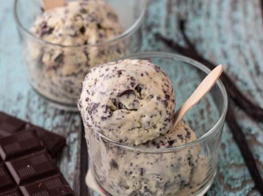 Recetë freskuese kremoze: Kjo shije do të lërë në hije të gjitha akulloret e blera!