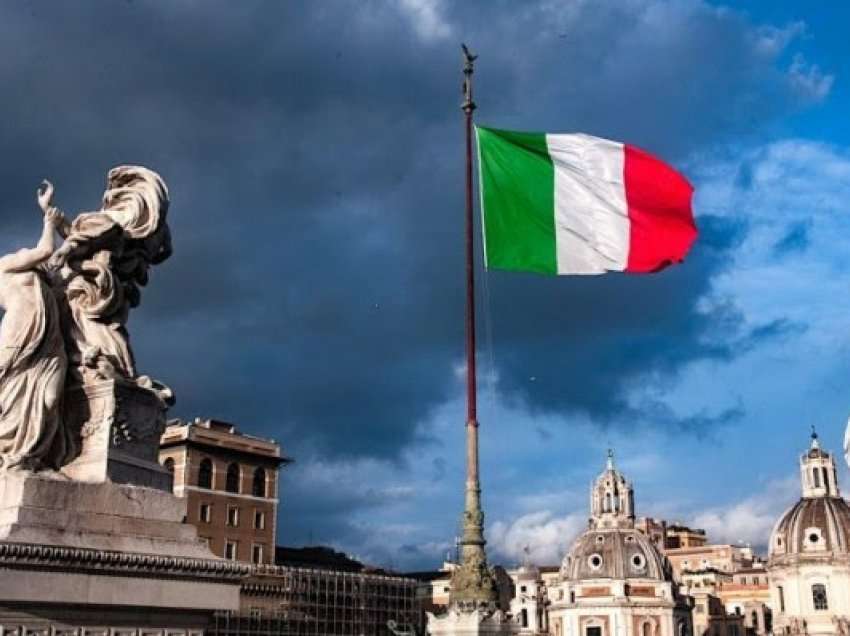 Italia heq kufizimet për udhëtarët nga e mërkura