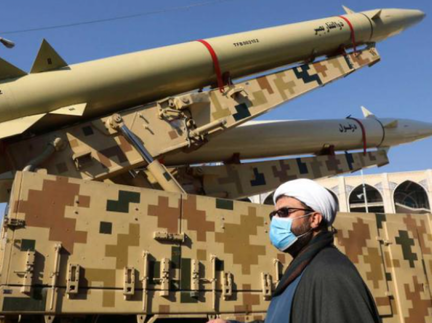 Irani teston fatin me Perëndimin, planifikohet dërgimi i raketave balistike në Rusi
