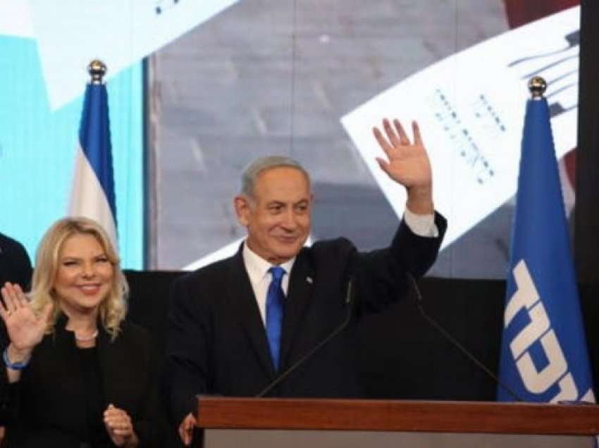 Zgjedhjet në Izrael: Benjamin Netanyahu i afrohet rikthimit dramatik, thonë exit poll