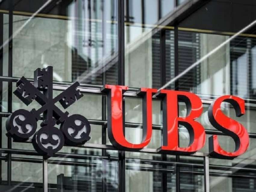 ​Banka zvicerane UBS nën hetim për miliarderin rus