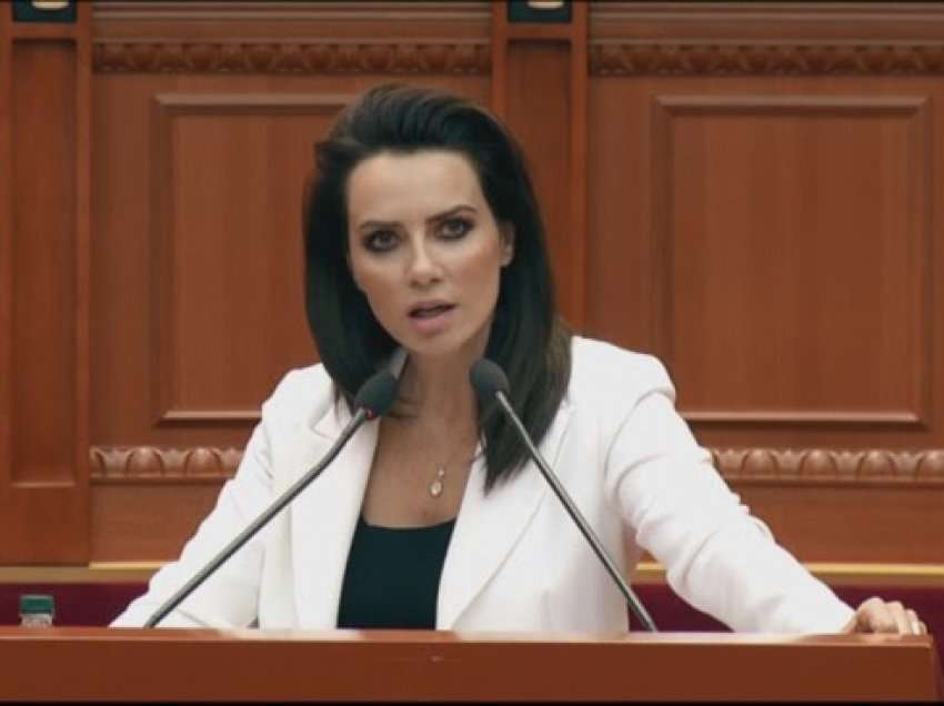 ​Grida Duma e ka konfirmuar se ka lënë mandatin e deputetes
