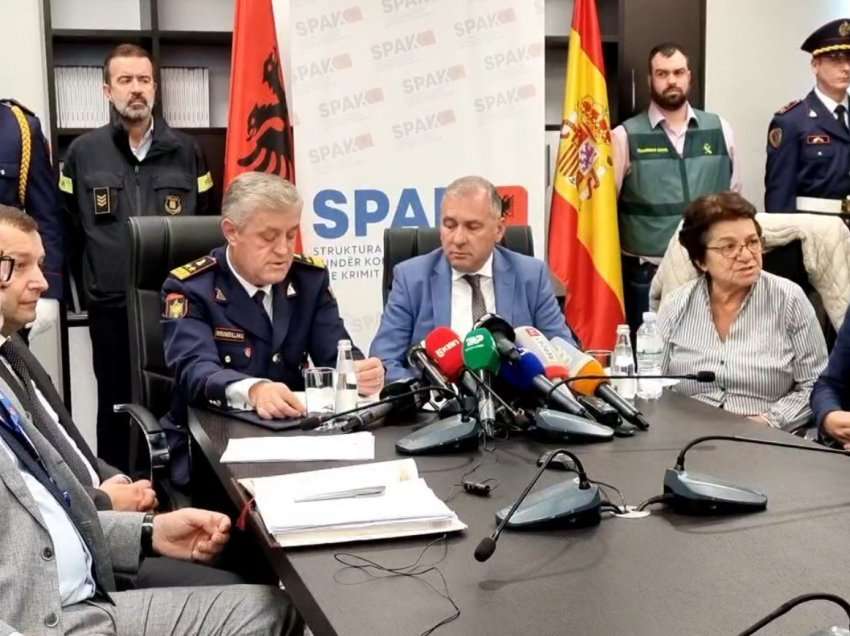 Operacioni kundër Call Centerave “mashtrues”, koloneli i Gardës Civile spanjolle flet nga Shqipëria