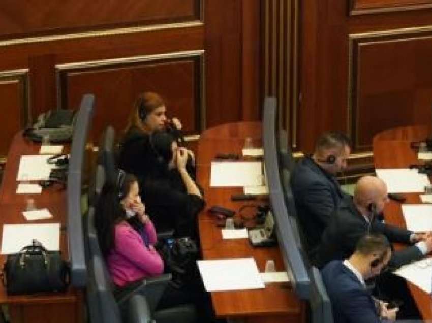 ​Dhjetë emrat që pritet të zëvendësojnë deputetët e Listës Serbe