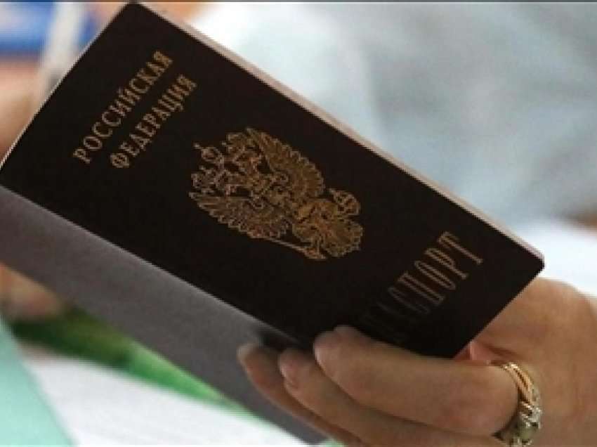 BE-ja nuk do t’i njohë pasaportat ruse të lëshuara në territoret e aneksuara të Ukrainës