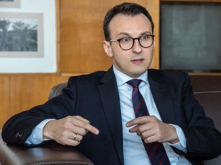 Petkoviq i reagon Rada Trajkoviçit, përmend edhe Meliza Haradinajn 