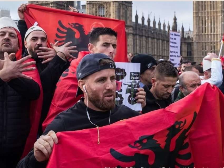 Analiza e Financial Times/ Si po i joshin shqiptarët drejt Britanisë së Madhe varfëria dhe premtimet e rreme