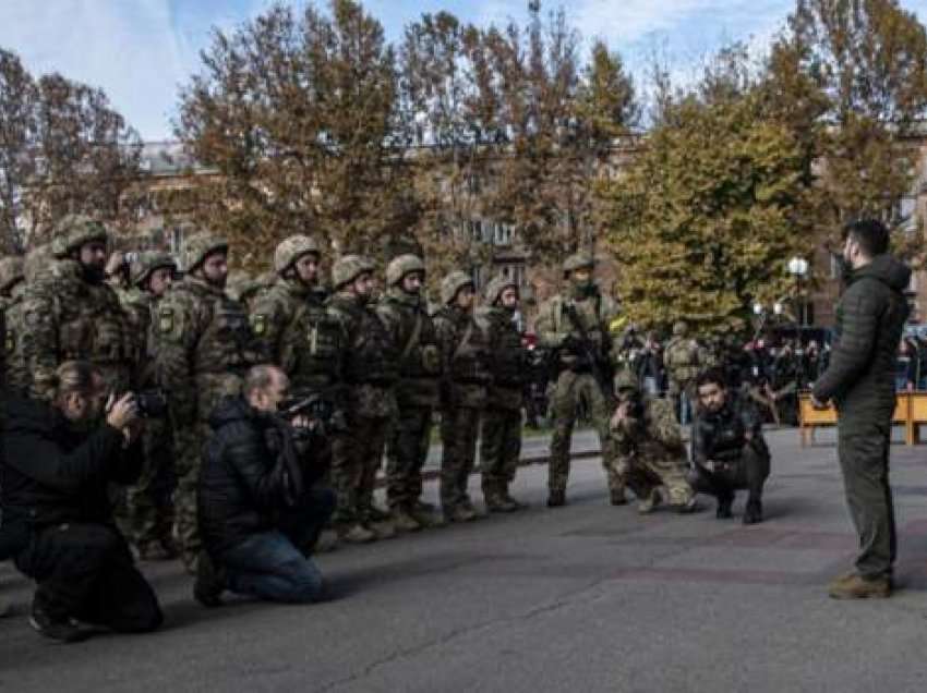 Ukraina e zgjat Ligjin Ushtarak për tre muaj