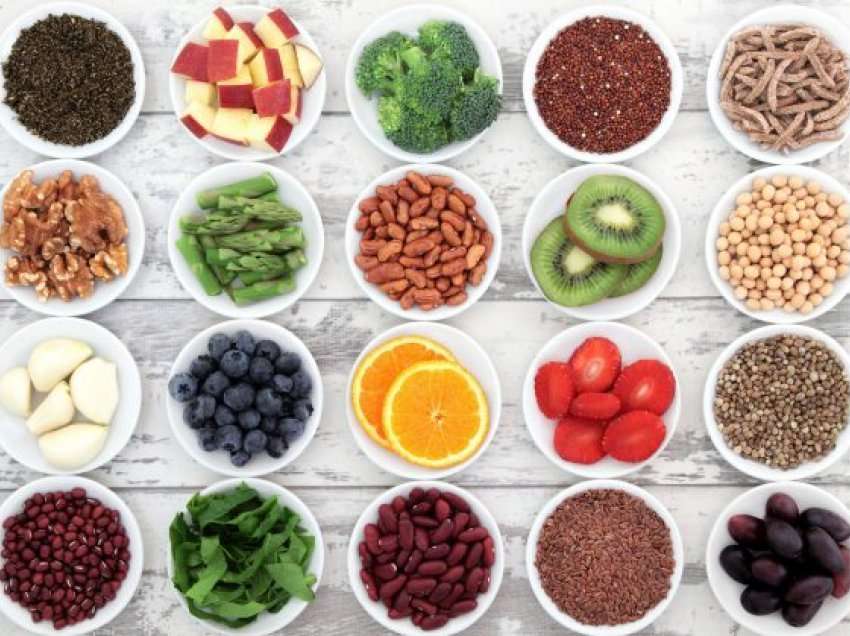 15 ushqimet më të mira për të rritur imunitetin