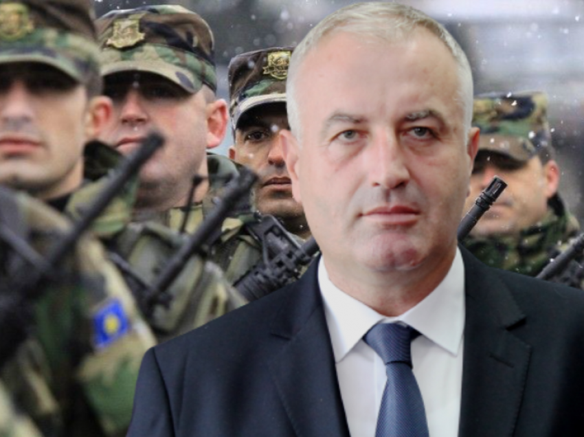 Ish-ministri i Mbrojtjes: Buxheti për FSK-në sa për mbijetesë, s’ka rritje pagash e as rekrutime