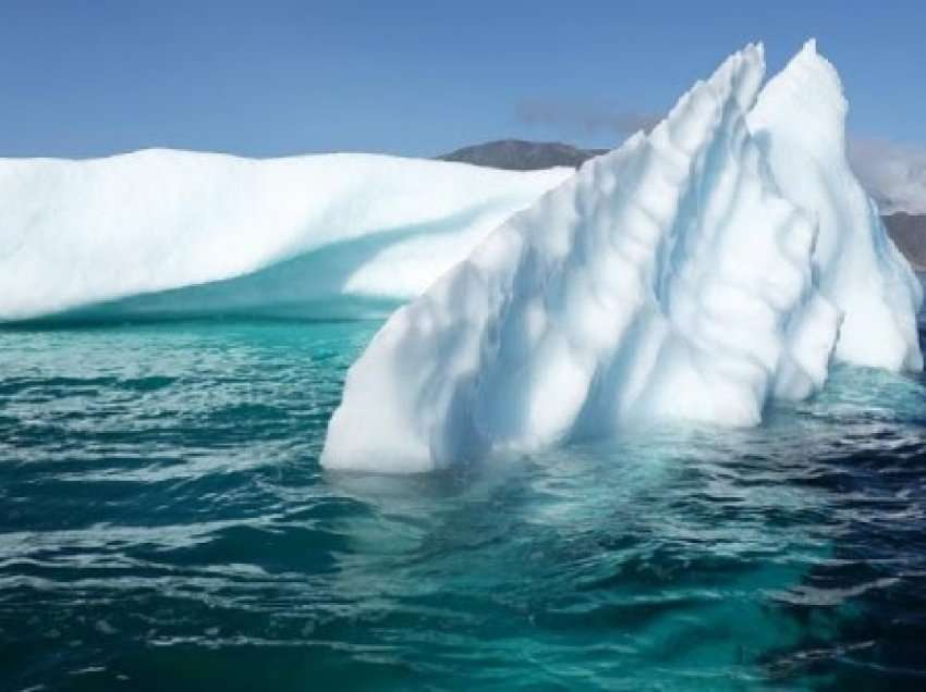 ​Shkrirja e akullnajave mund të çlirojë mijëra baktere