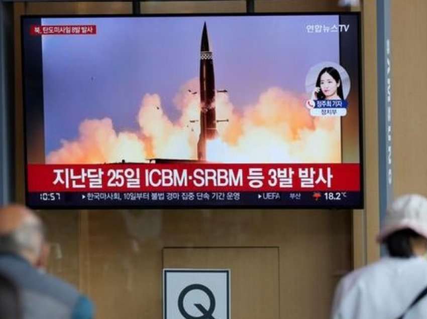 Koreja e Veriut “kërcënon” SHBA-të, lëshon raketën me rreze të mjaftueshme për të goditur territorin amerikan