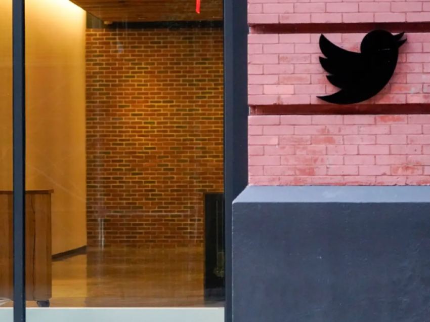 Punonjësit po largohen masivisht prej punës në Twitter