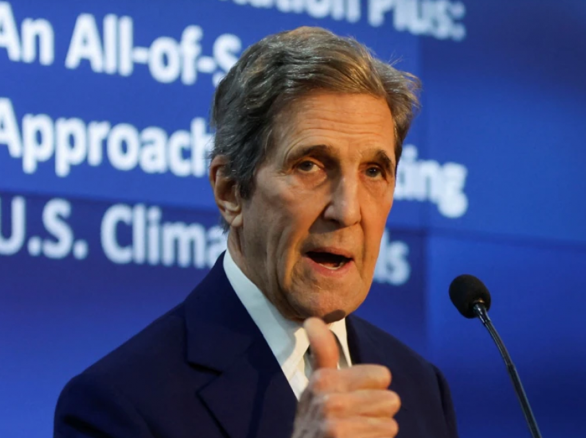 I dërguari amerikan për klimën, John Kerry infektohet me Covid-19
