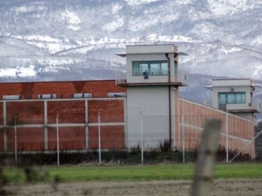 Vdes një i dënuar në burgun e Dubravës