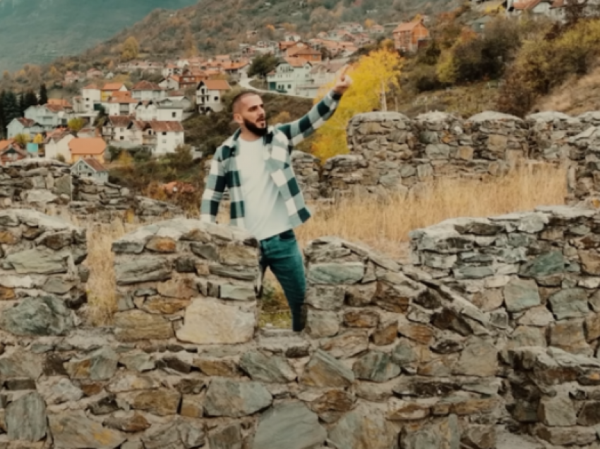 “E du Tetovën”, kënga më e re nga Gold AG