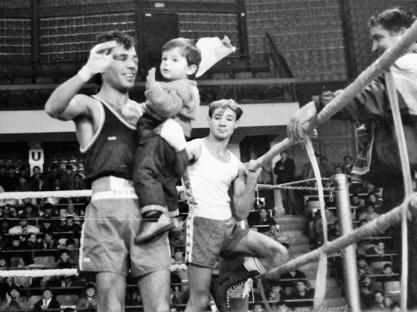 Viti 1989, kë e kishte në krah emri i madh i boksit në Kosovë?