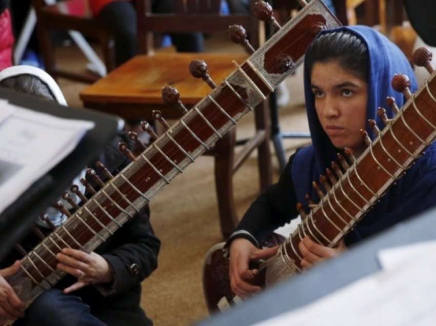 Instituti Kombëtar Afgan mban koncertin e parë në shtëpinë e re, në Lisbonë