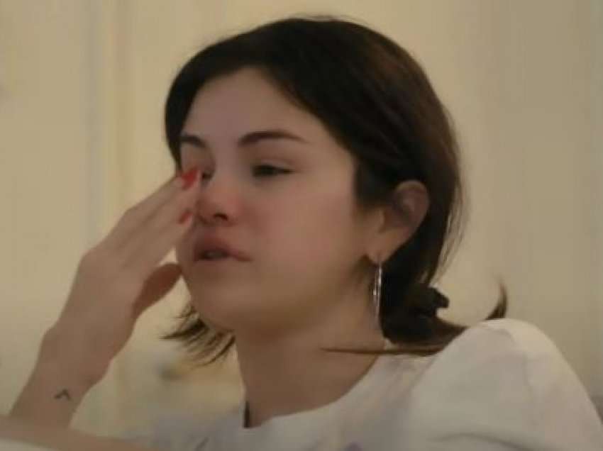 Selena Gomez flet për here të parë për problemet shëndetësore: Jam me fat që jam gjallë!
