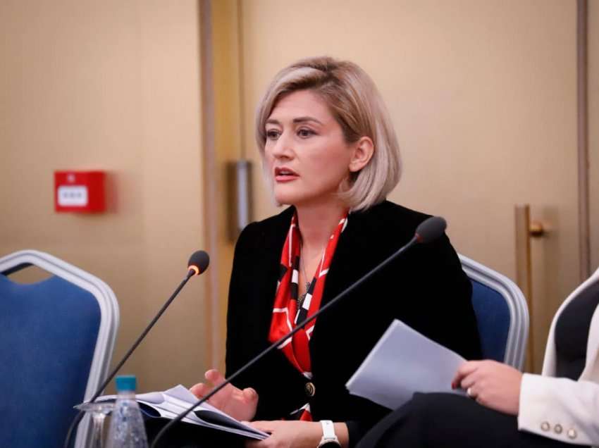 Kusari-Lila: Vetëm 14% gra me biznese në Kosovë, 12% në bordet e shoqërive aksionare 