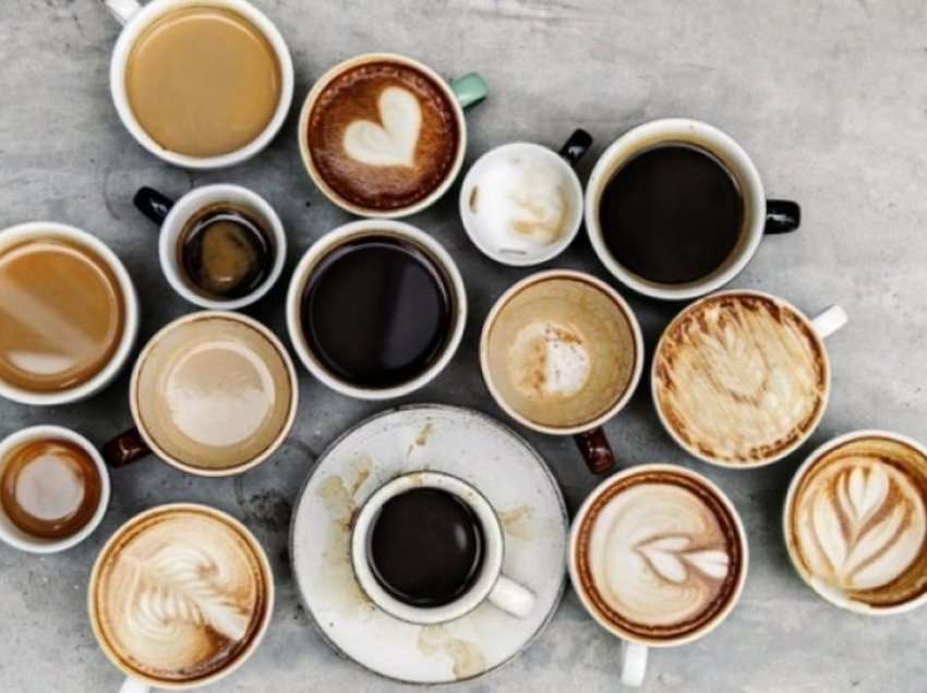 Si ta hiqni kafeinën e tepërt nga trupi?