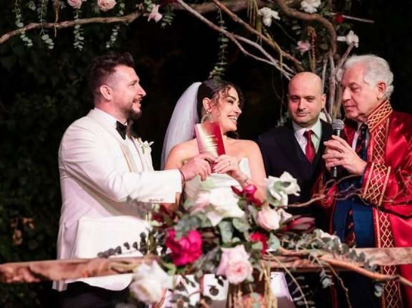 Ibrahim Tatlises marton vajzën, në dasmën e saj përmendet Kosova