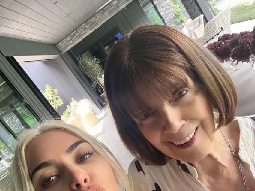 Kim Kardashian rrëfen se ka kryer marrëdhënie seksuale para një oxhaku për të t’i bërë ‘qejfin’ gjyshes së saj